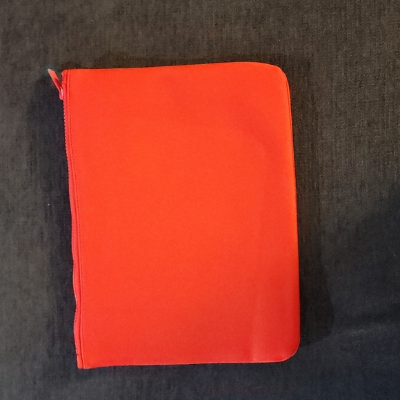 Red Bathing suit travel bag - Picture 3 of 4